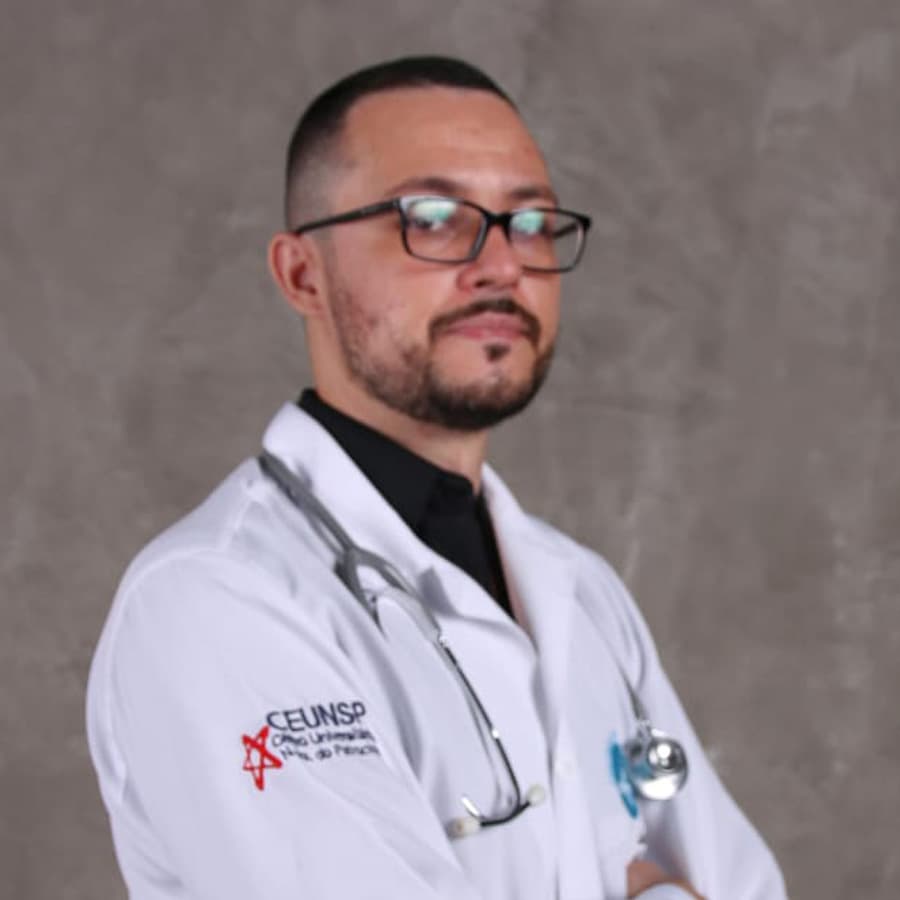 Vinícius Ferminato — Fisioterapia na Fisioclínica Vinhedo